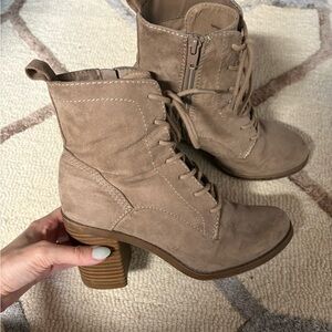 Stylish Tan Ankle Boots